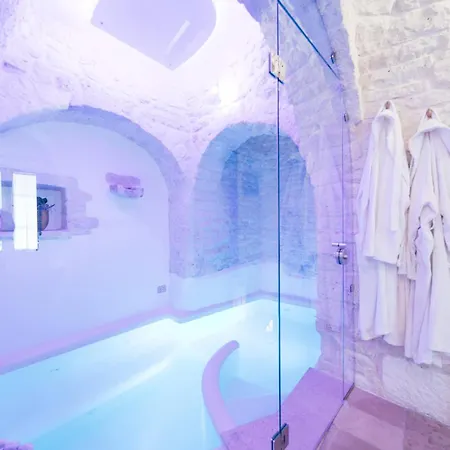 Trullo Soave Relax & Wellness * אלברובלו